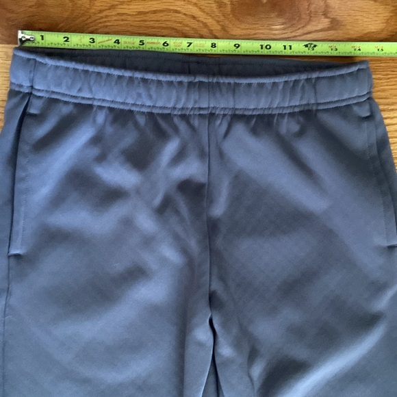 Fila “Live in Motion” Joggers W Pockets and Drawstring Waist - Picture 6 of 11